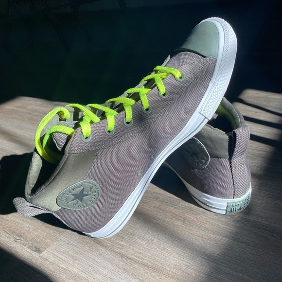 Converse - Picture 7 of 8